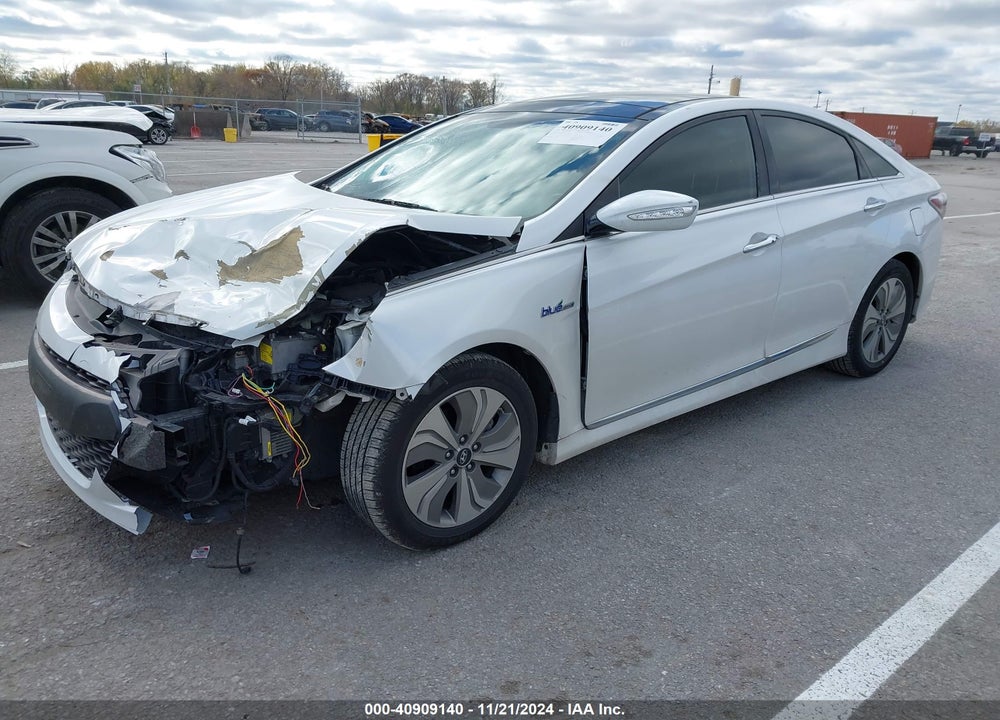 2015 HYUNDAI SONATA HYBRID LIMITED VIN: KMHEC4A40FA132115