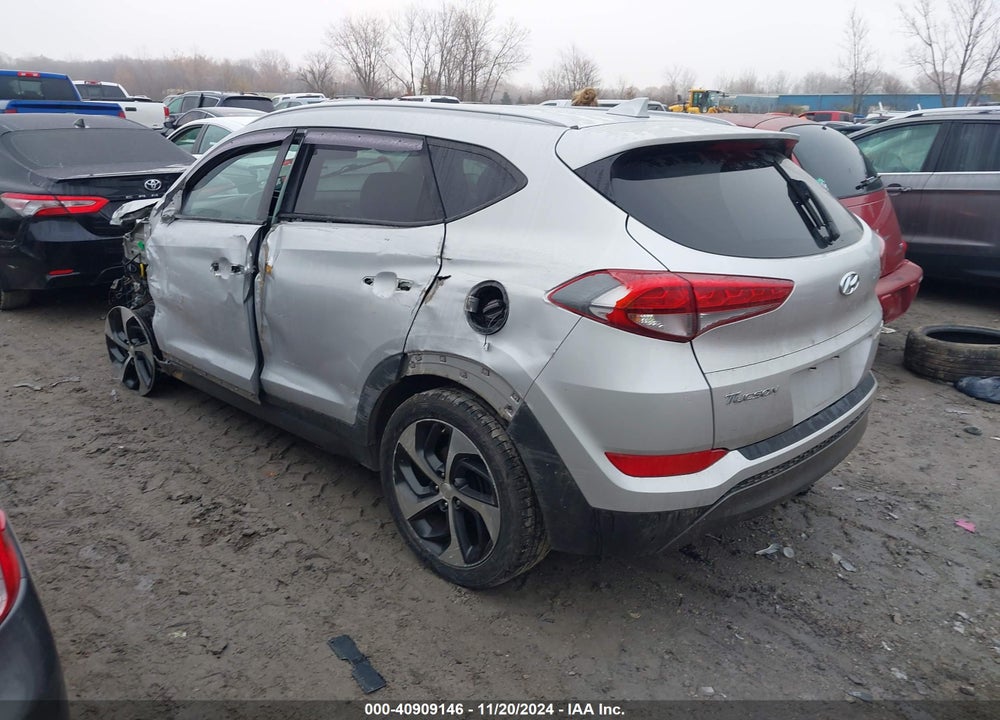 2016 HYUNDAI TUCSON LIMITED VIN: KM8J33A27GU042192
