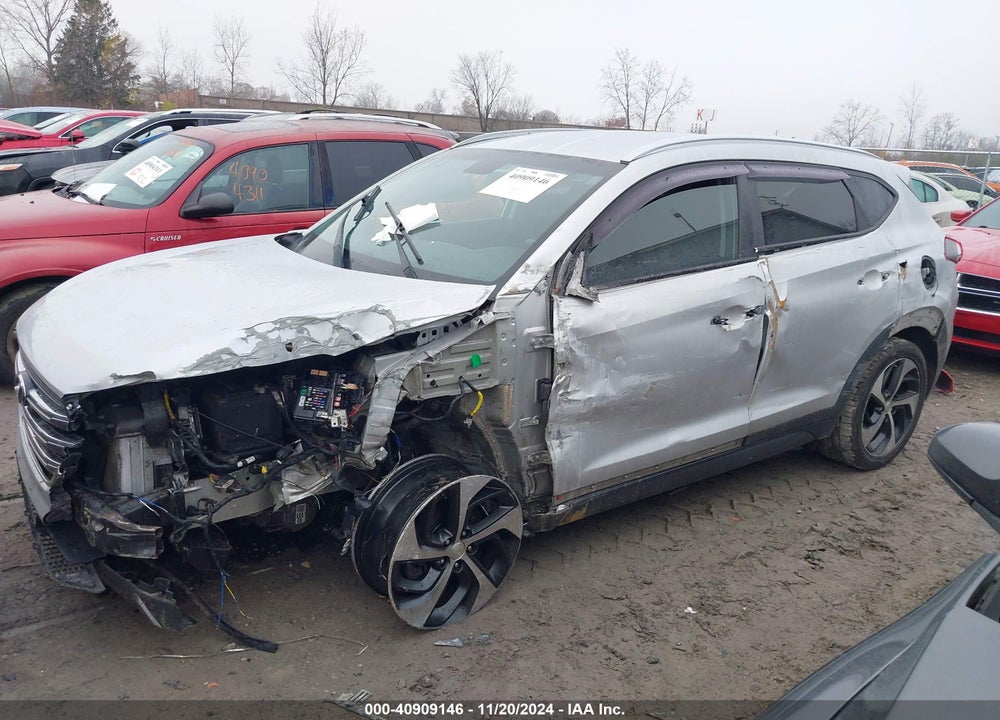 2016 HYUNDAI TUCSON LIMITED VIN: KM8J33A27GU042192