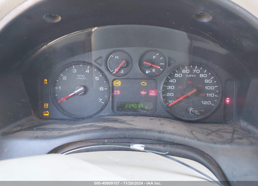 2005 FORD FREESTYLE SE VIN: 1FMZK01165GA80245