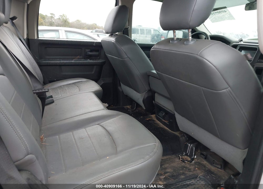 2016 RAM 1500 TRADESMAN VIN: 1C6RR7KM1GS298991
