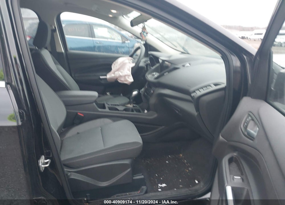 2019 FORD ESCAPE SE VIN: 1FMCU9GD4KUA78500