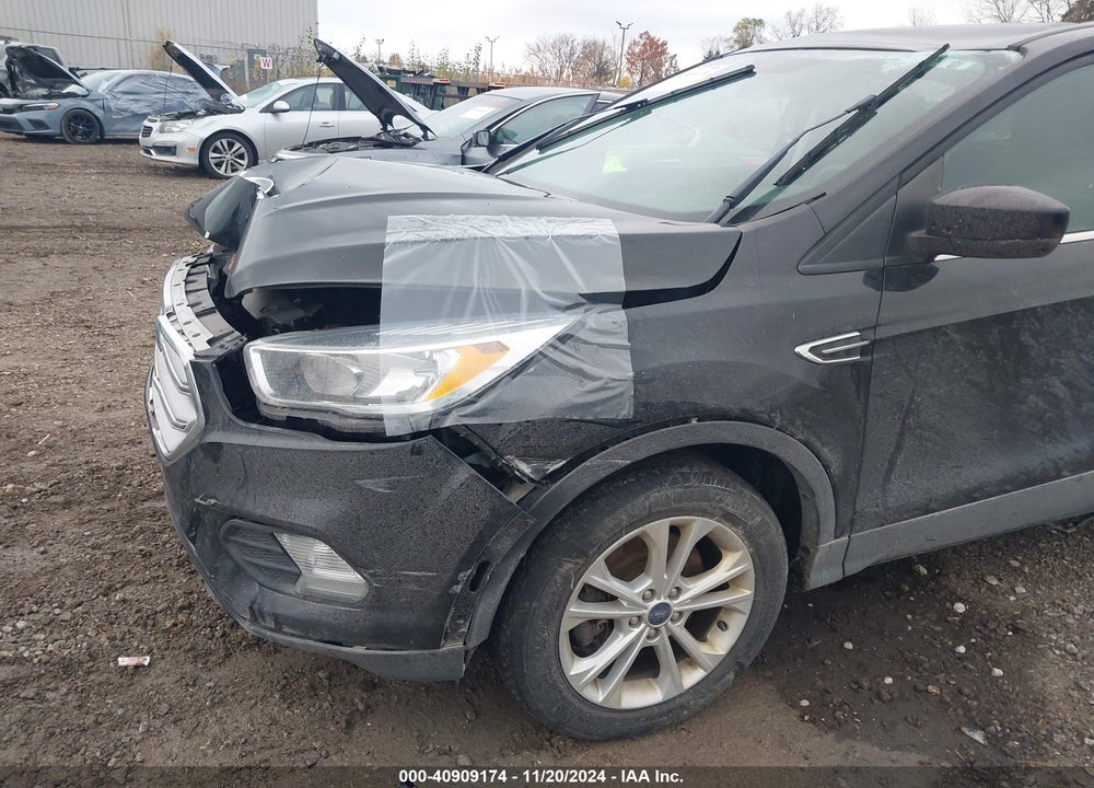 2019 FORD ESCAPE SE VIN: 1FMCU9GD4KUA78500