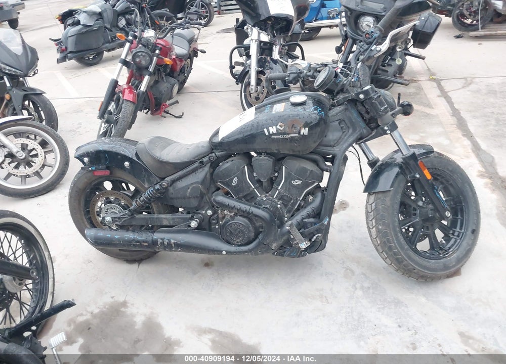 2025 INDIAN MOTORCYCLE CO. SCOUT BOBBER VIN: 56KSBB763S3202299