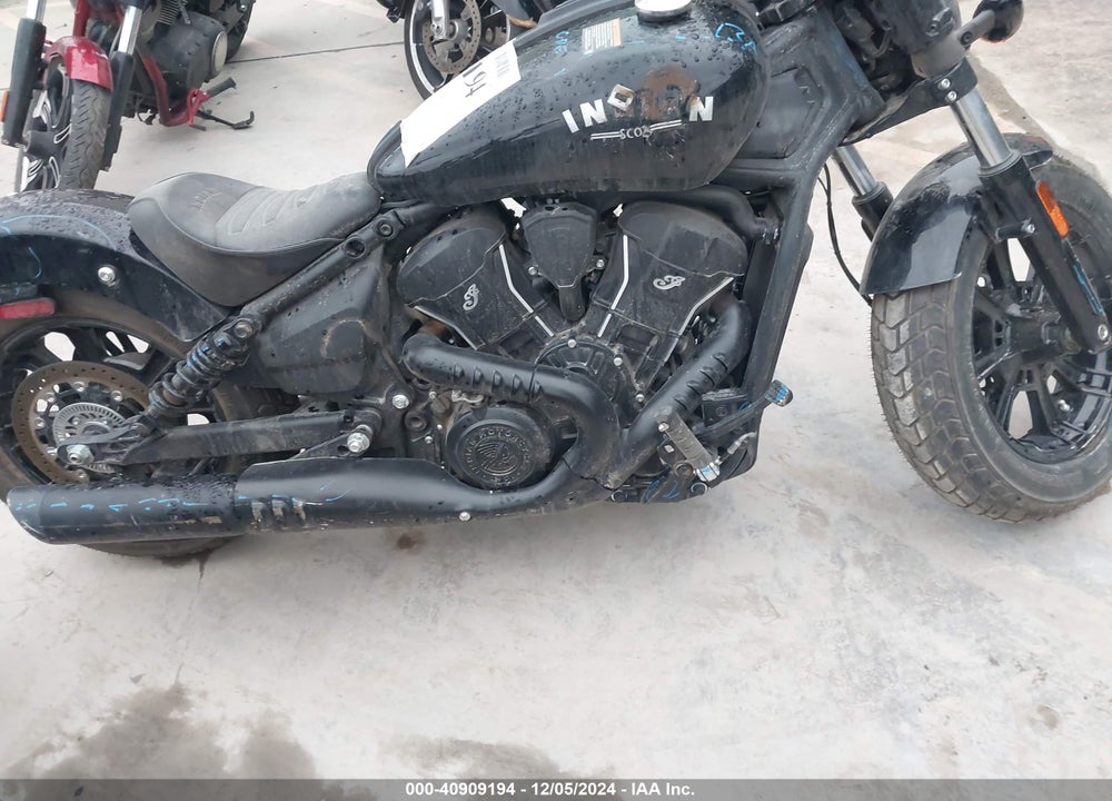 2025 INDIAN MOTORCYCLE CO. SCOUT BOBBER VIN: 56KSBB763S3202299
