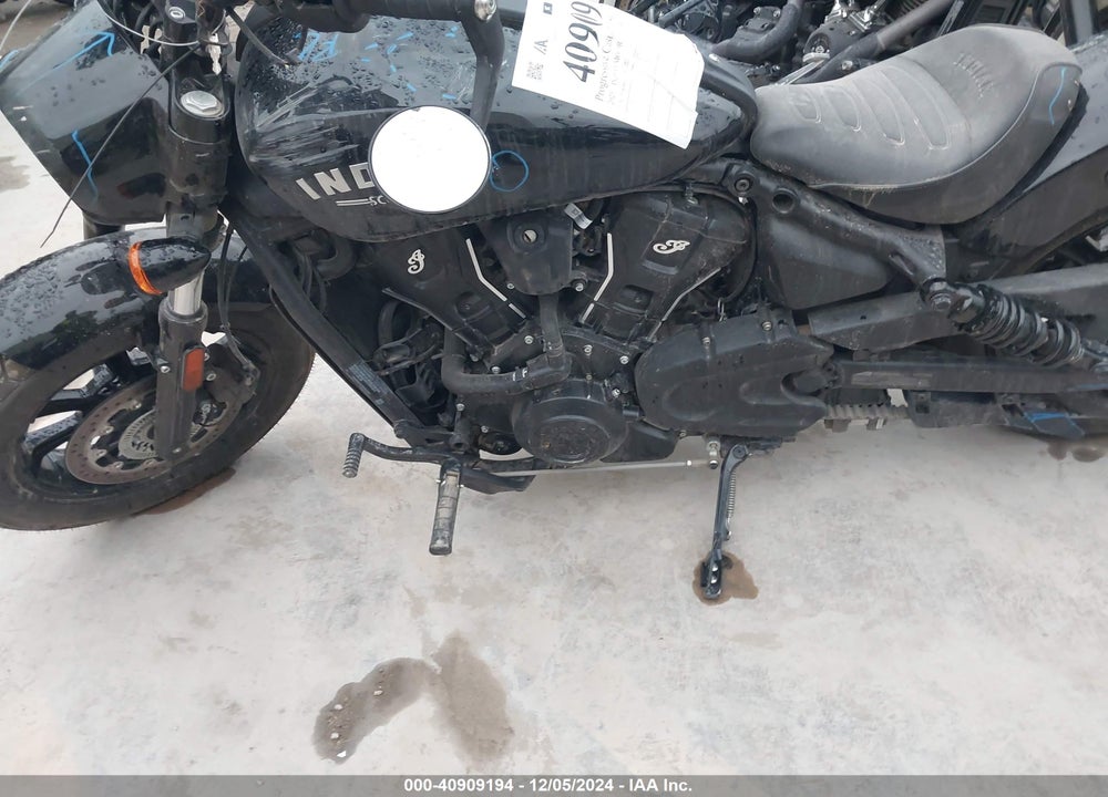 2025 INDIAN MOTORCYCLE CO. SCOUT BOBBER VIN: 56KSBB763S3202299