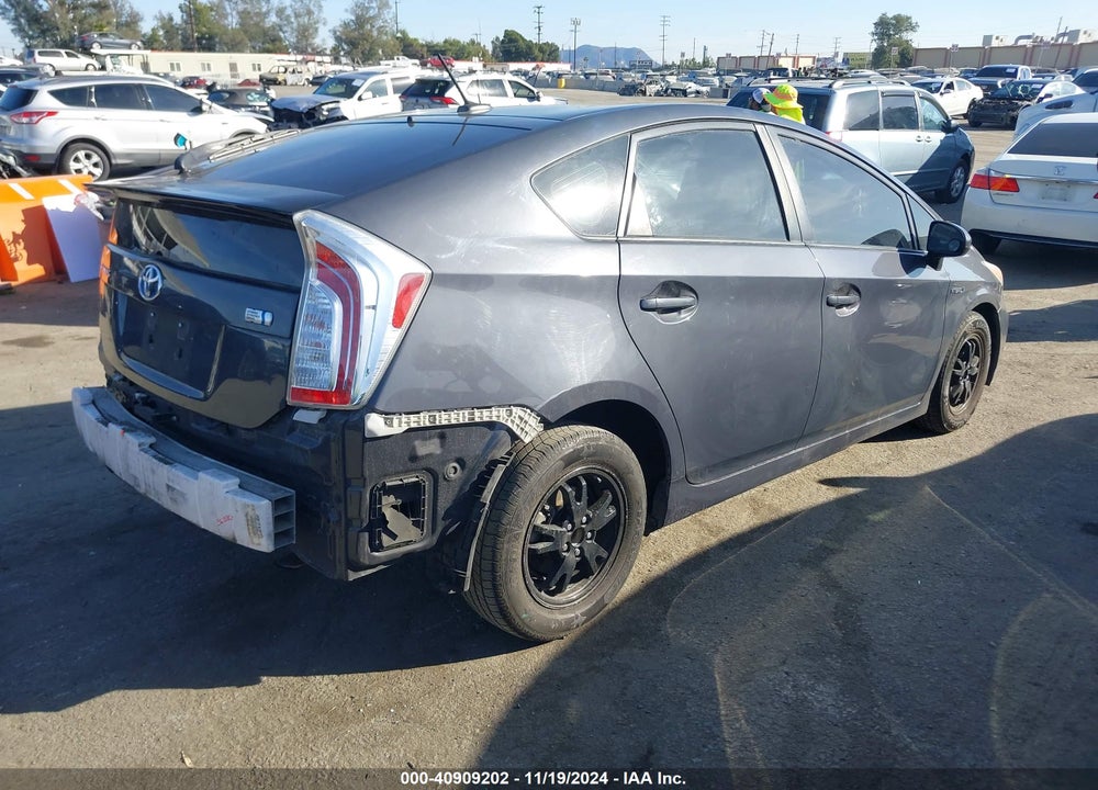 2013 TOYOTA PRIUS THREE VIN: JTDKN3DU1D1734008