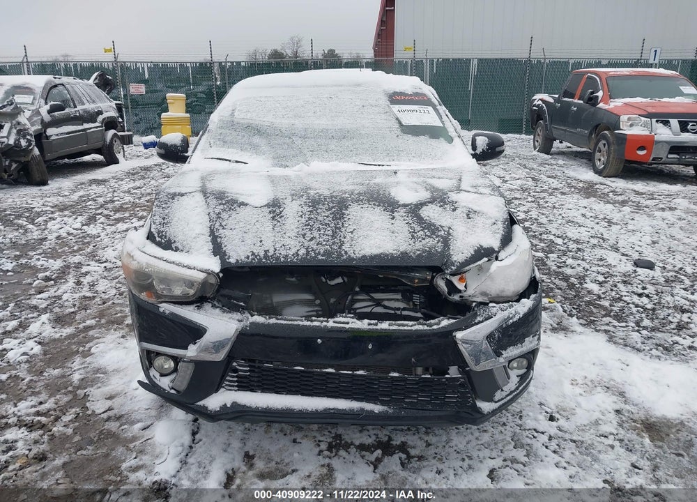2019 MITSUBISHI OUTLANDER SPORT 2.0 LE VIN: JA4AR3AU3KU011884