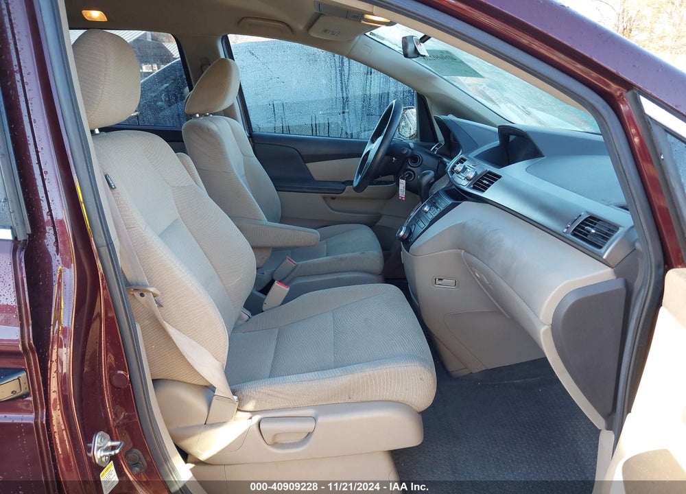 2013 HONDA ODYSSEY LX VIN: 5FNRL5H29DB088264