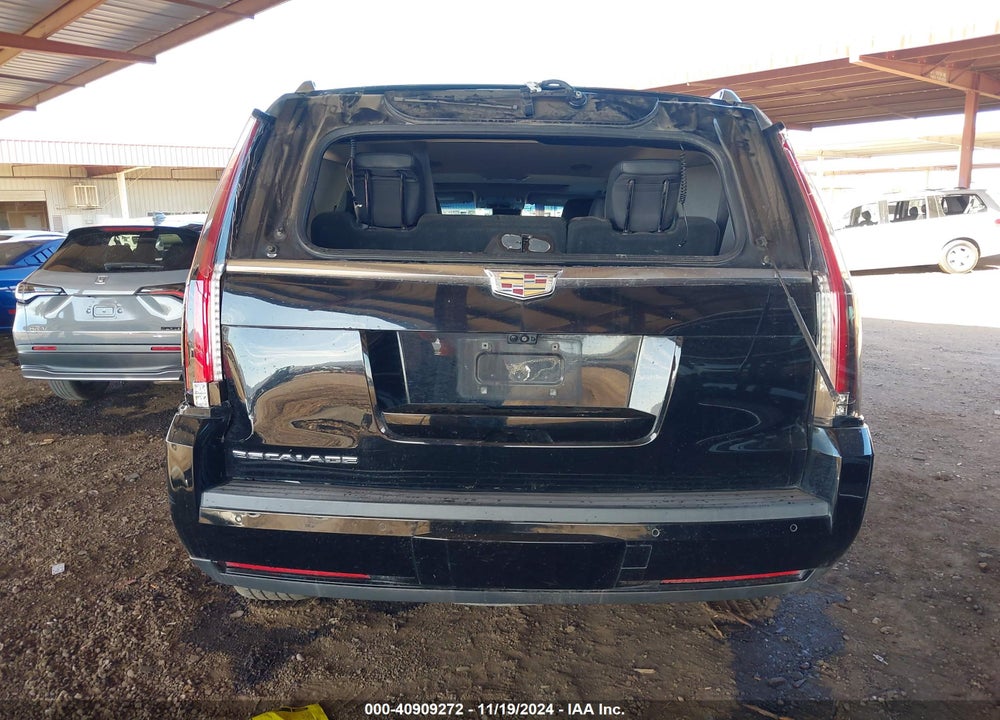 2018 CADILLAC ESCALADE LUXURY VIN: 1GYS4BKJ5JR155584