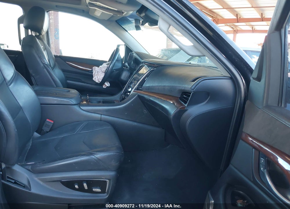 2018 CADILLAC ESCALADE LUXURY VIN: 1GYS4BKJ5JR155584