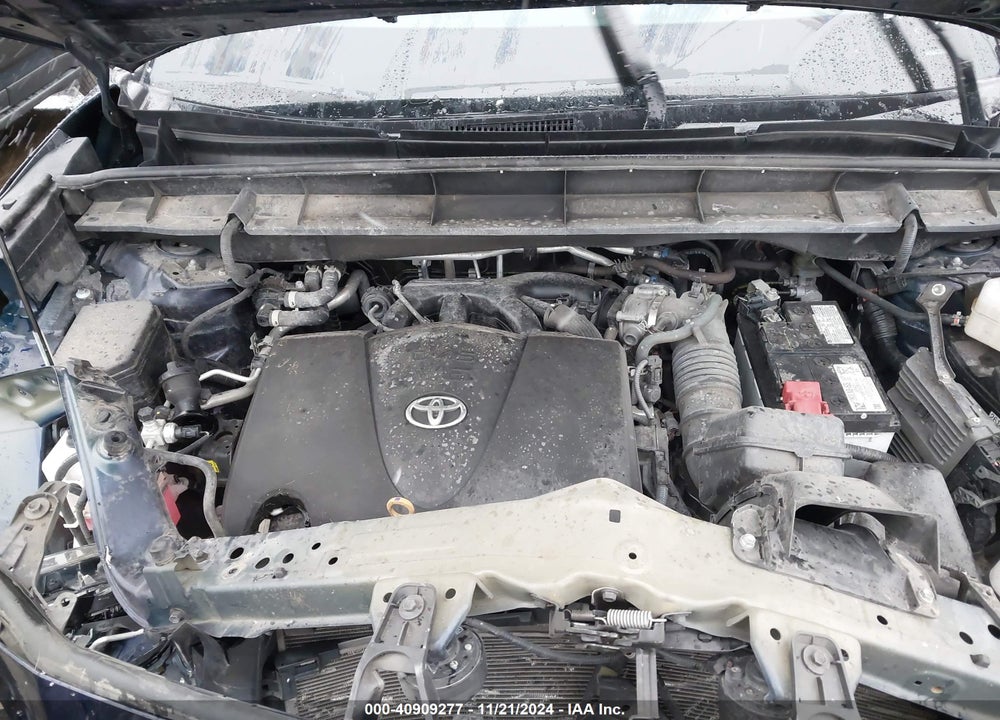2022 TOYOTA HIGHLANDER XLE VIN: 5TDGZRBH4NS240703
