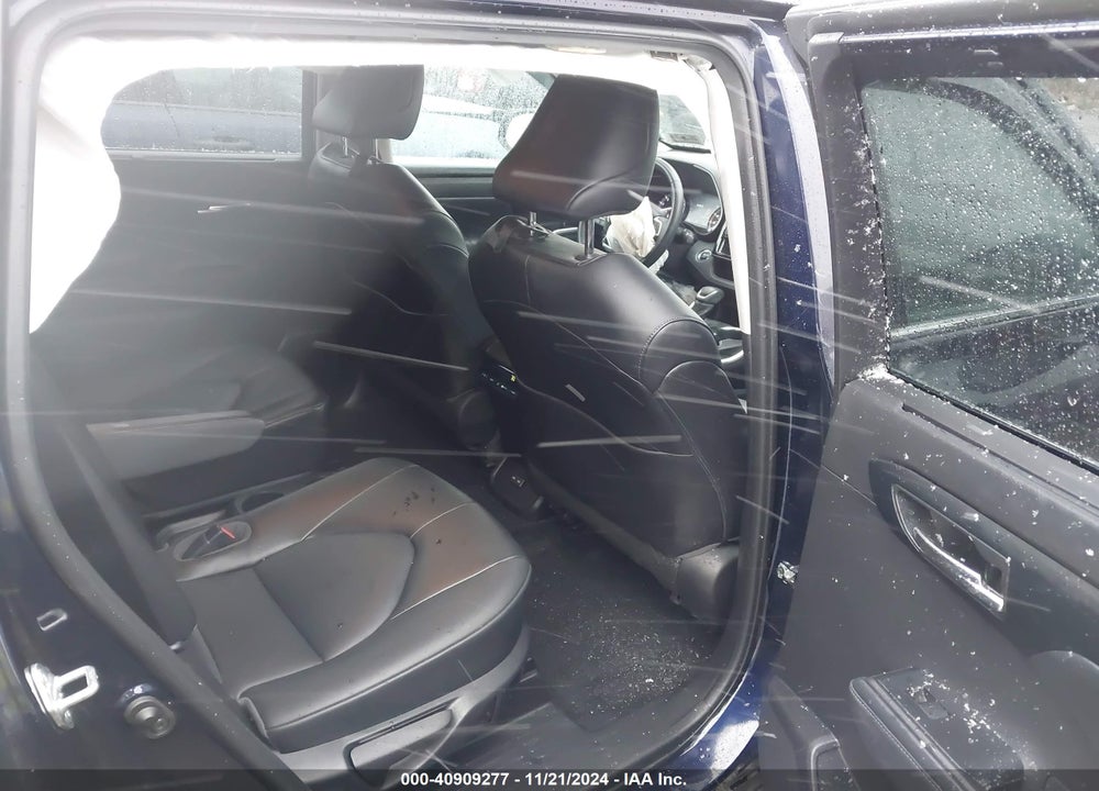 2022 TOYOTA HIGHLANDER XLE VIN: 5TDGZRBH4NS240703