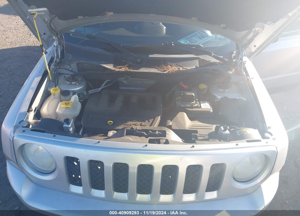 2014 JEEP PATRIOT SPORT VIN: 1C4NJPBB5ED585569