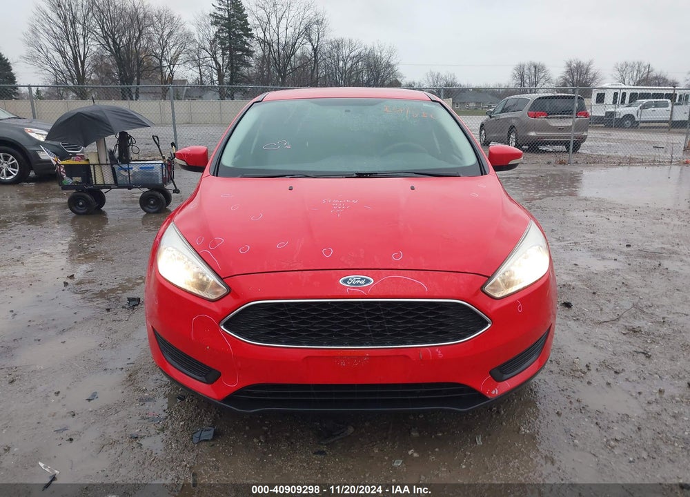 2017 FORD FOCUS SE VIN: 1FADP3F22HL329550