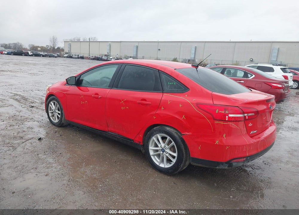 2017 FORD FOCUS SE VIN: 1FADP3F22HL329550