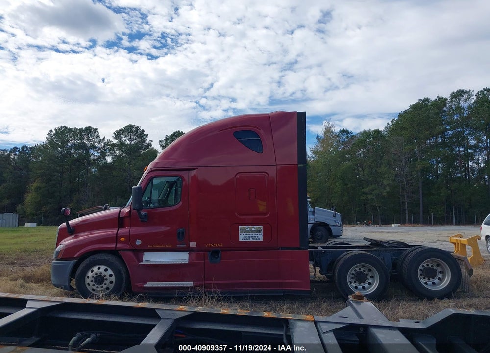 2015 FREIGHTLINER CASCADIA 125 VIN: 3AKJGLD58FSGE1178