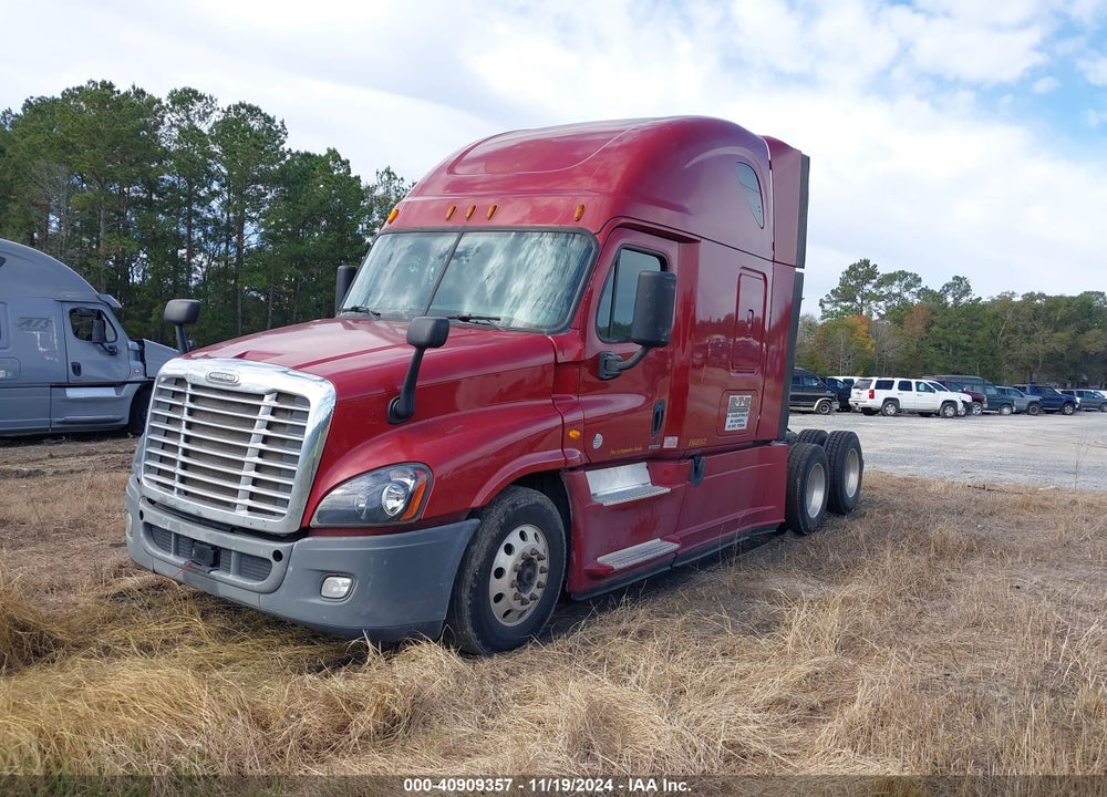 2015 FREIGHTLINER CASCADIA 125 VIN: 3AKJGLD58FSGE1178