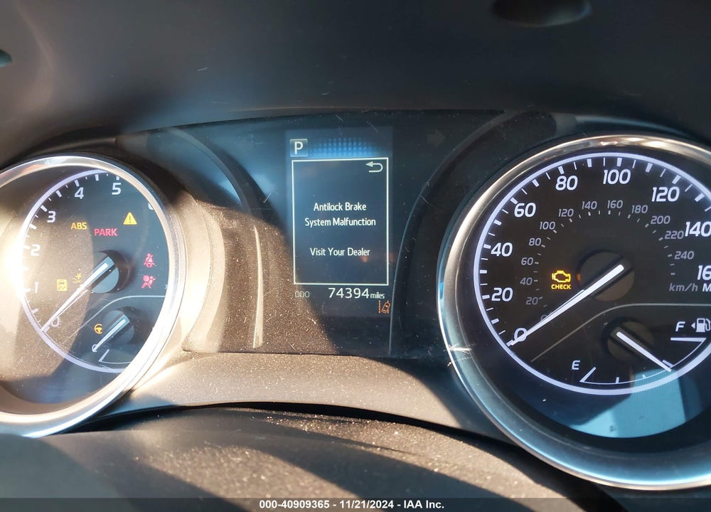 2019 TOYOTA CAMRY L VIN: 4T1B11HK2KU765607