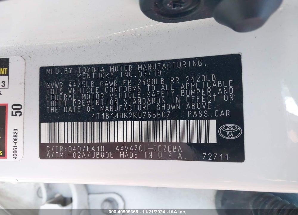 2019 TOYOTA CAMRY L VIN: 4T1B11HK2KU765607