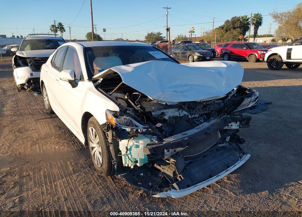 2019 TOYOTA CAMRY L VIN: 4T1B11HK2KU765607