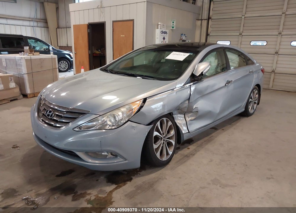 2013 HYUNDAI SONATA VIN: 5NPEC4AB4DH658255