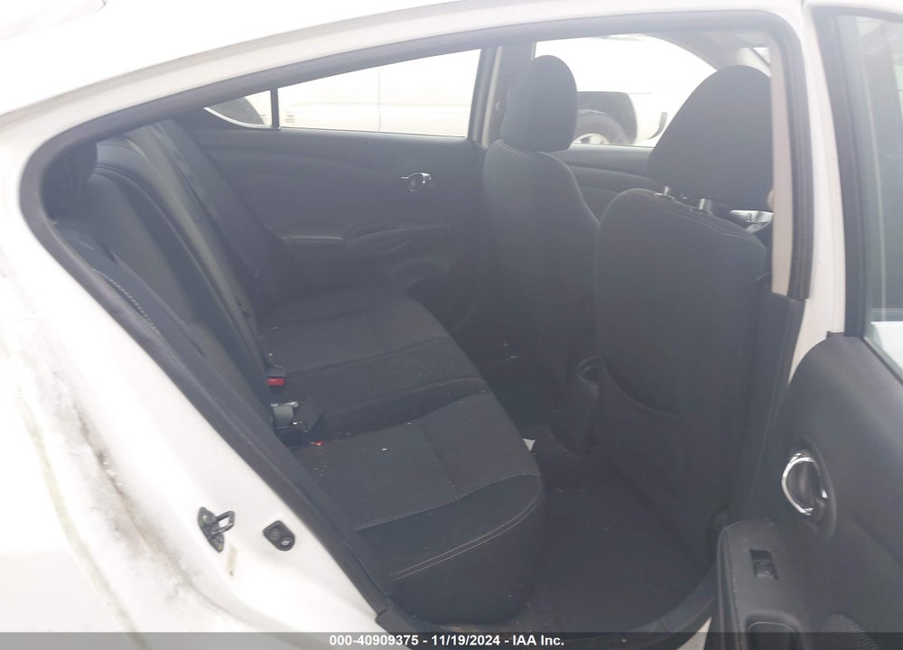 2015 NISSAN VERSA 1.6 SV VIN: 3N1CN7AP7FL901559