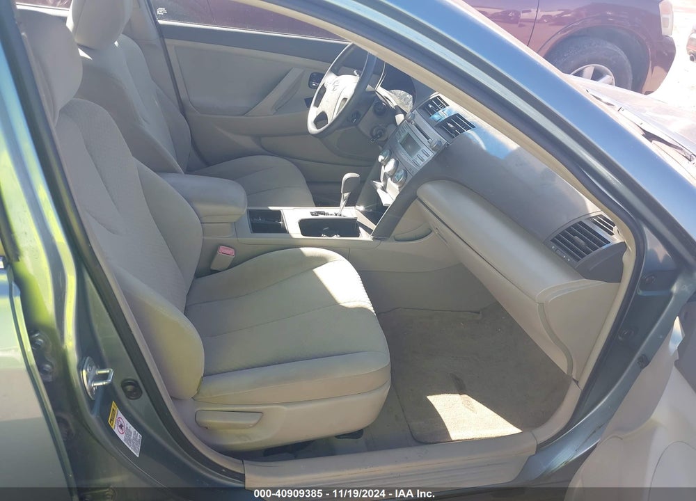 2009 TOYOTA CAMRY LE VIN: 4T1BE46K19U844883