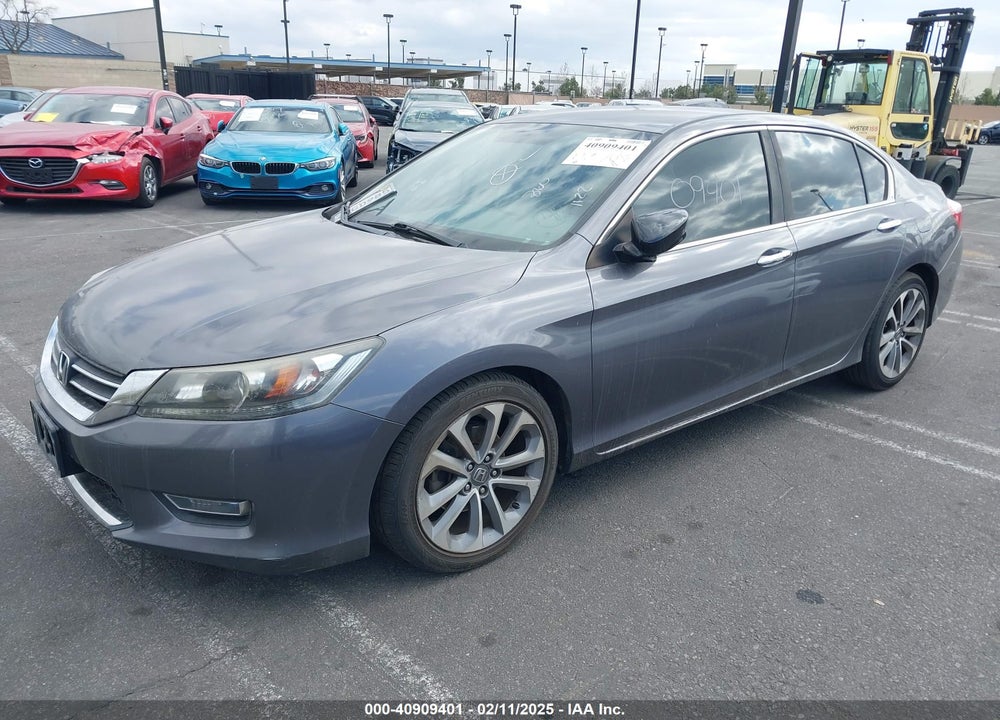 2015 HONDA ACCORD VIN: 1HGCR2F56FA004429
