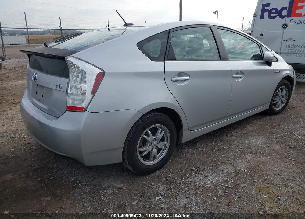 2011 TOYOTA PRIUS THREE VIN: JTDKN3DUXB0300219
