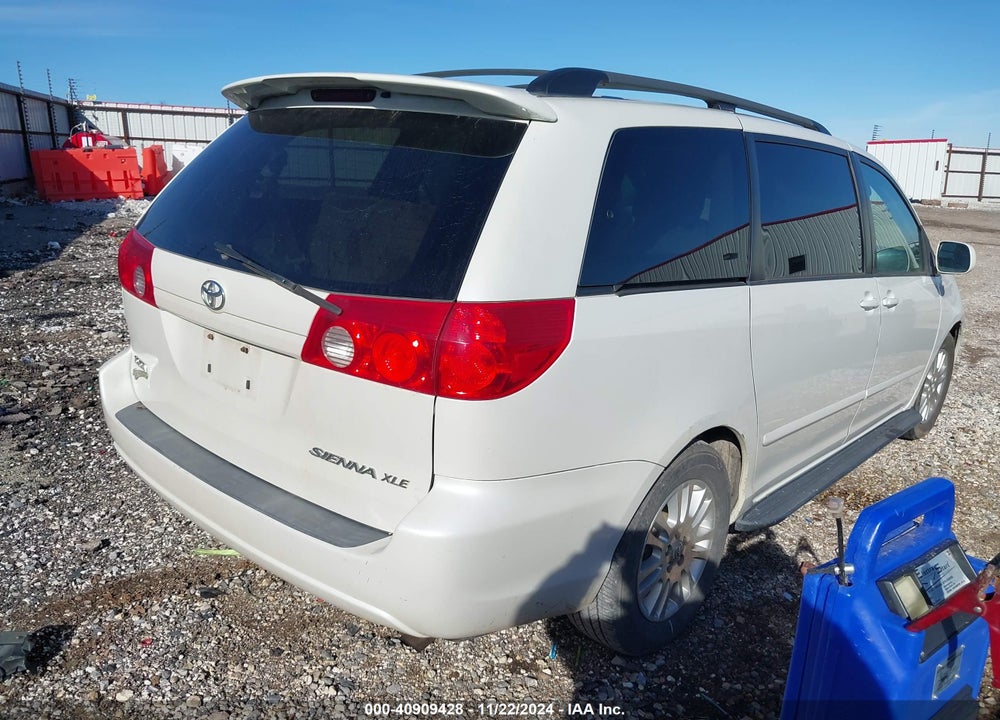 2009 TOYOTA SIENNA XLE VIN: 5TDZK22C59S236965