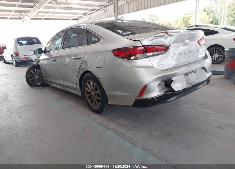 2018 HYUNDAI SONATA VIN: 5NPE24AF1JH618393