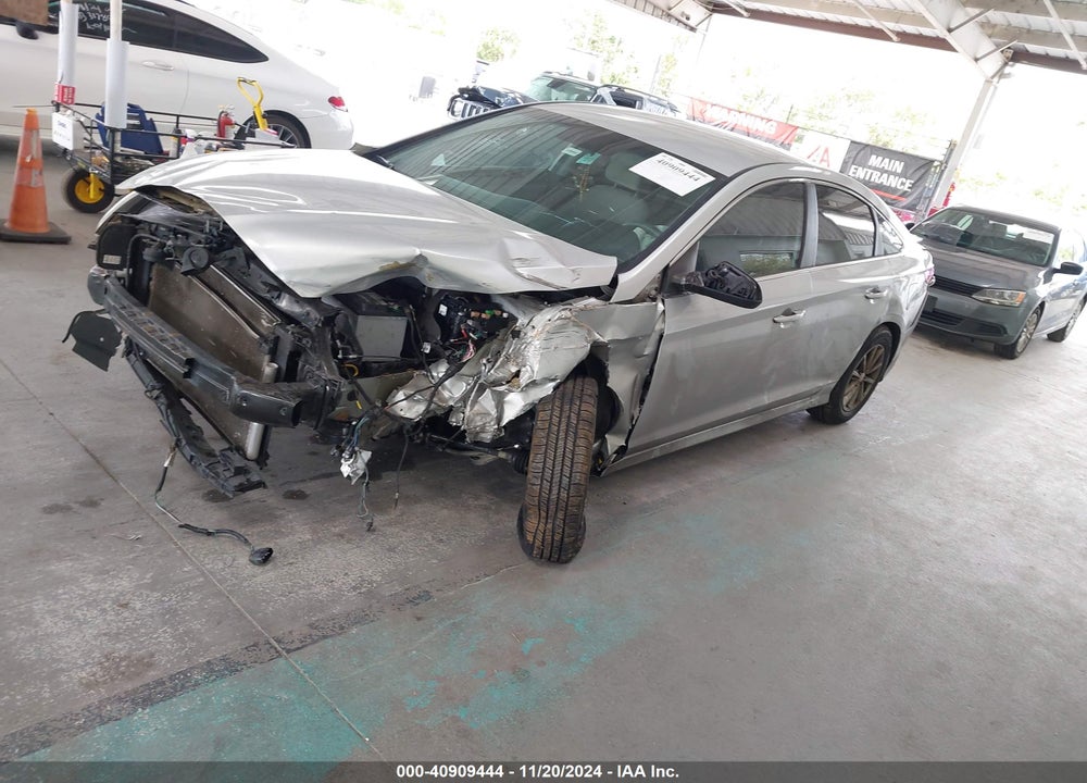 2018 HYUNDAI SONATA VIN: 5NPE24AF1JH618393