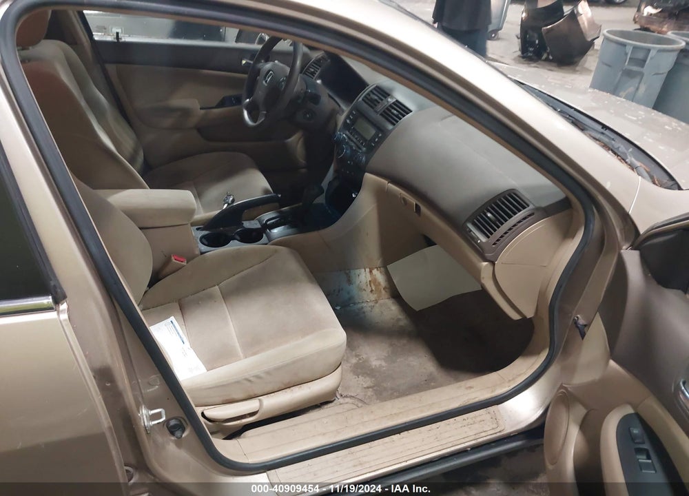 2004 HONDA ACCORD 2.4 LX VIN: 1HGCM56344A157063