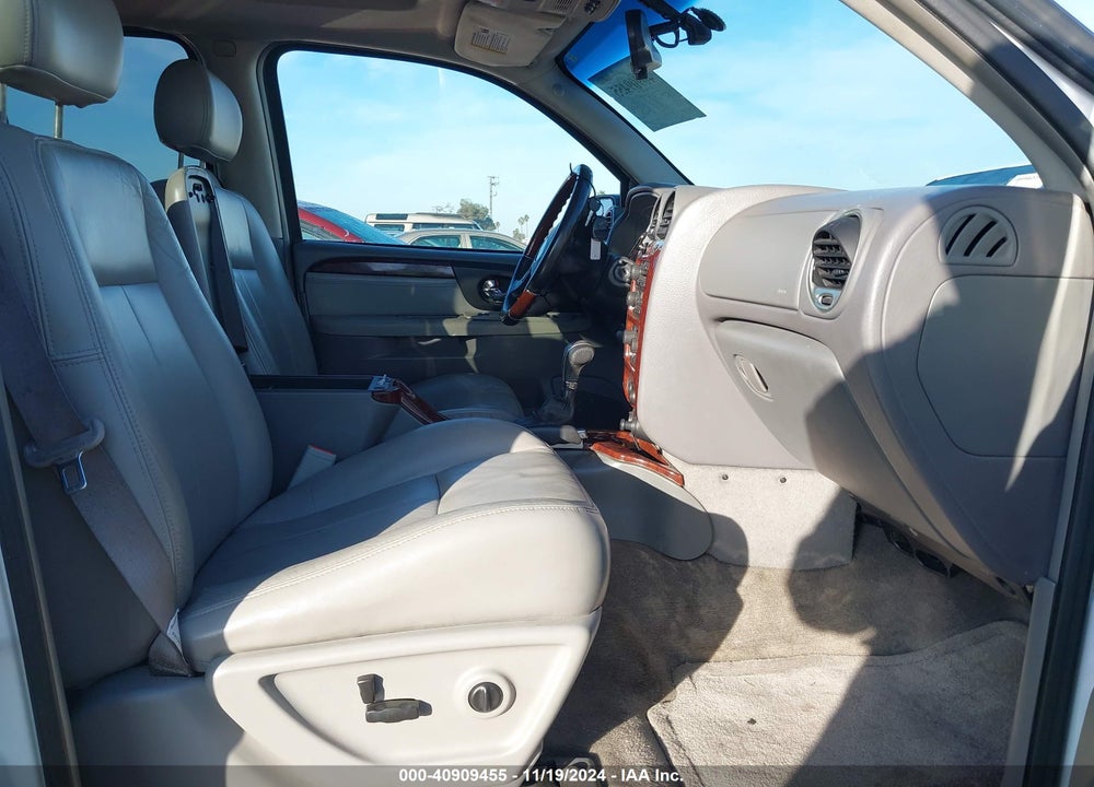 2005 GMC ENVOY DENALI VIN: 1GKES63M452387993