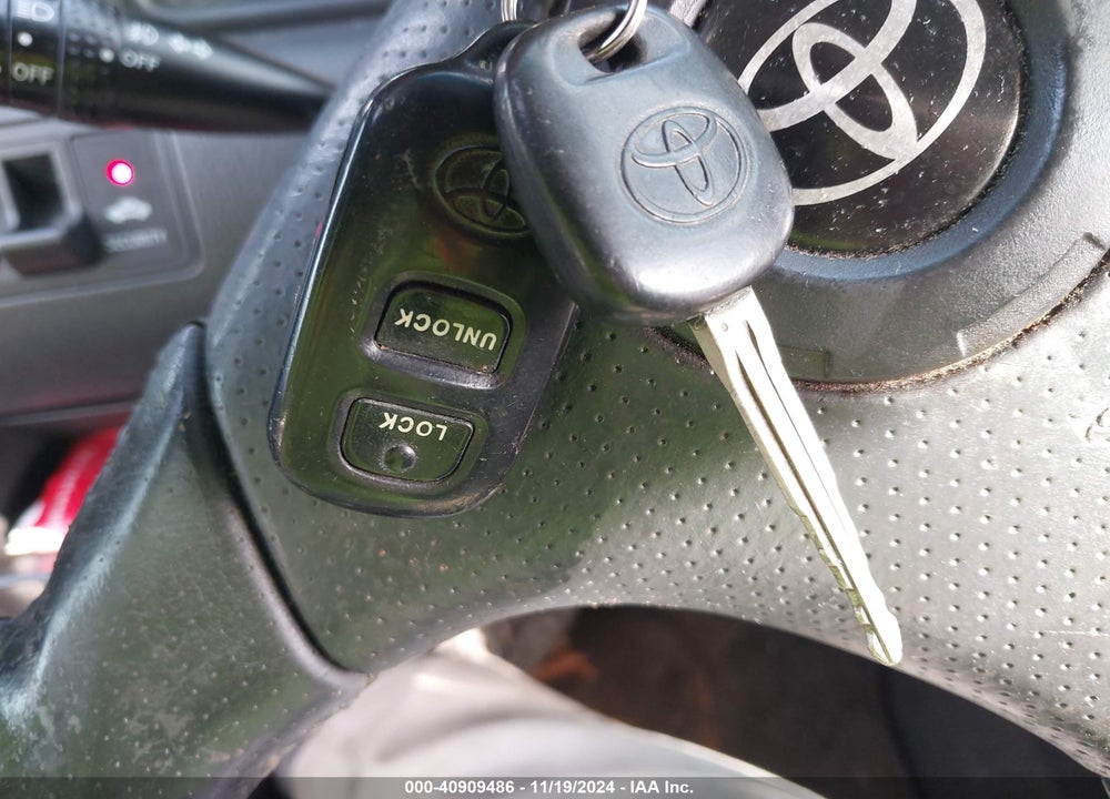 2006 TOYOTA COROLLA S VIN: 2T1BR32EX6C614710