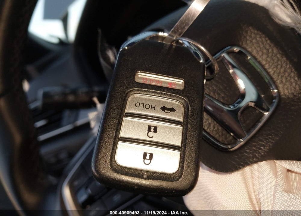2022 HONDA ACCORD VIN: 1HGCV1F34NA086518