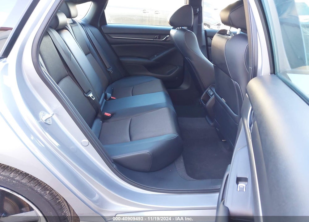 2022 HONDA ACCORD VIN: 1HGCV1F34NA086518