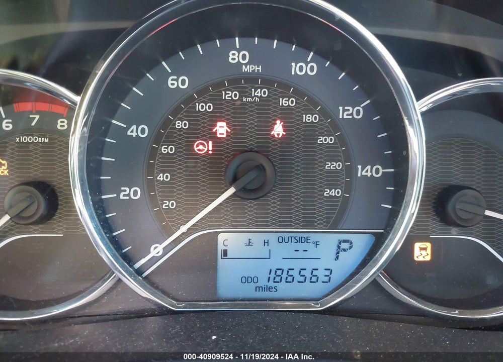 2014 TOYOTA COROLLA LE VIN: 5YFBURHE8EP176275