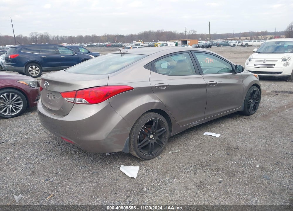 2013 HYUNDAI ELANTRA GLS VIN: 5NPDH4AE0DH279986