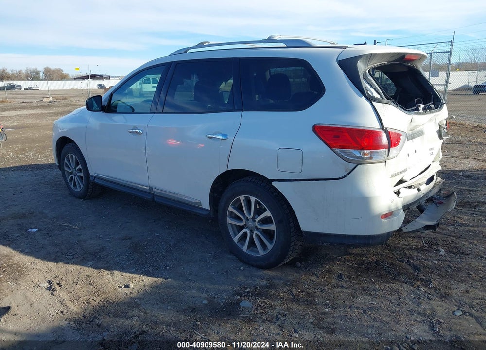 2013 NISSAN PATHFINDER SL VIN: 5N1AR2MM6DC639079