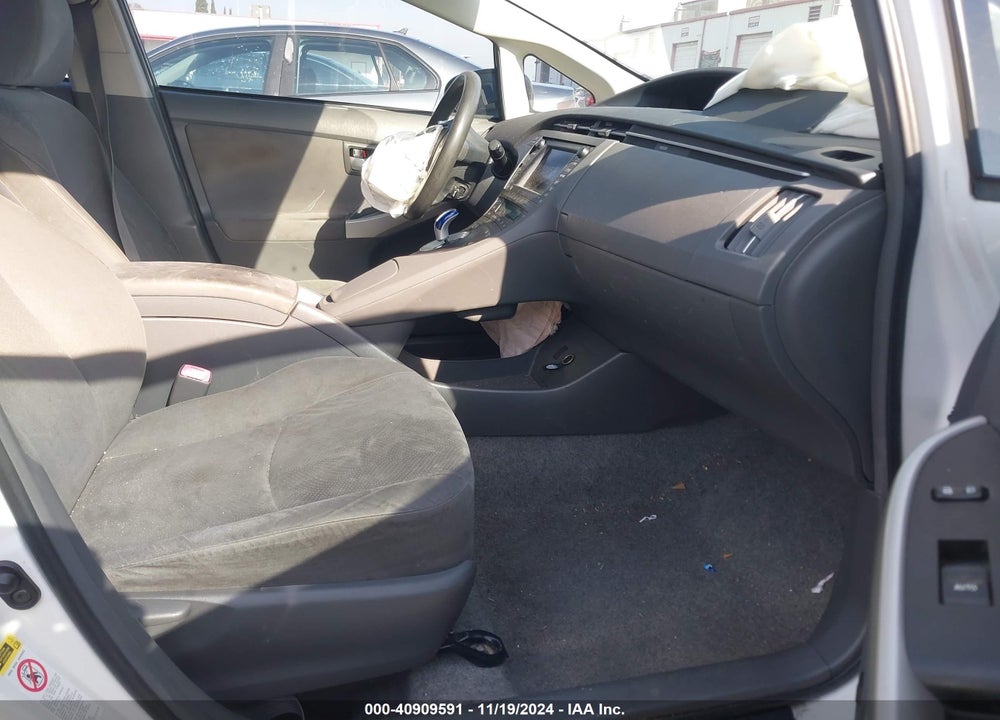2010 TOYOTA PRIUS III VIN: JTDKN3DUXA0174698