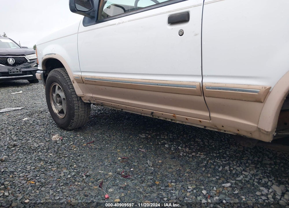 1994 FORD EXPLORER VIN: 1FMCU24X1RUD75644