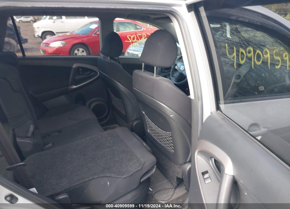 2006 TOYOTA RAV4 SPORT VIN: JTMBD32V765046315