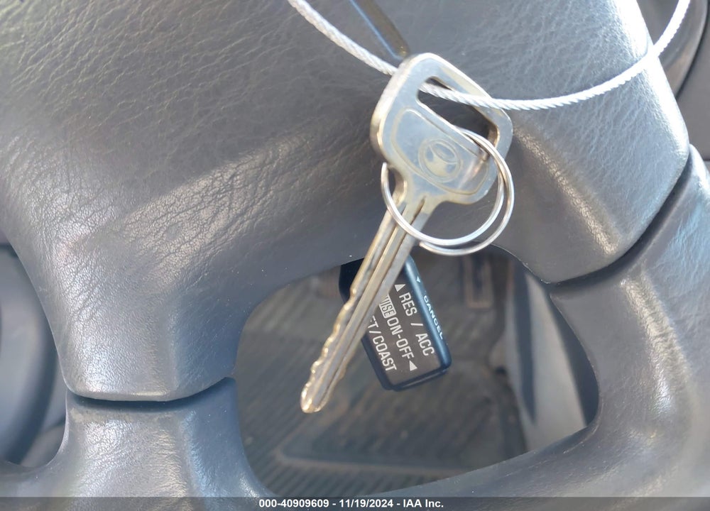 1999 TOYOTA CAMRY LE V6 VIN: JT2BF28K2X0211874