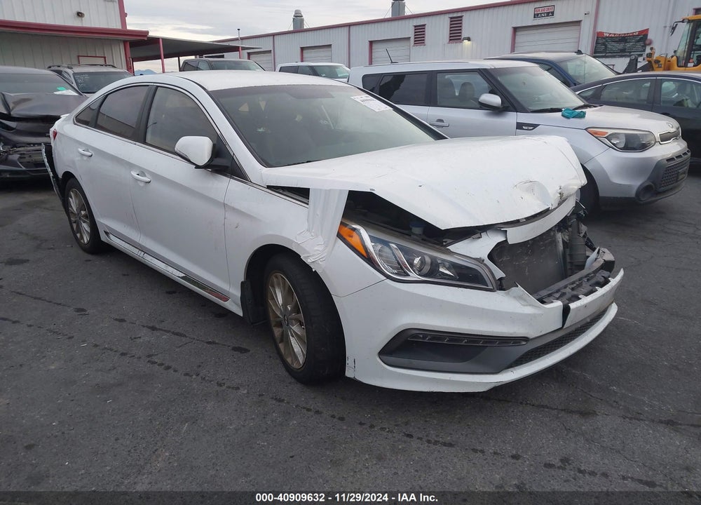 2017 HYUNDAI SONATA SPORT VIN: 5NPE34AF7HH456390