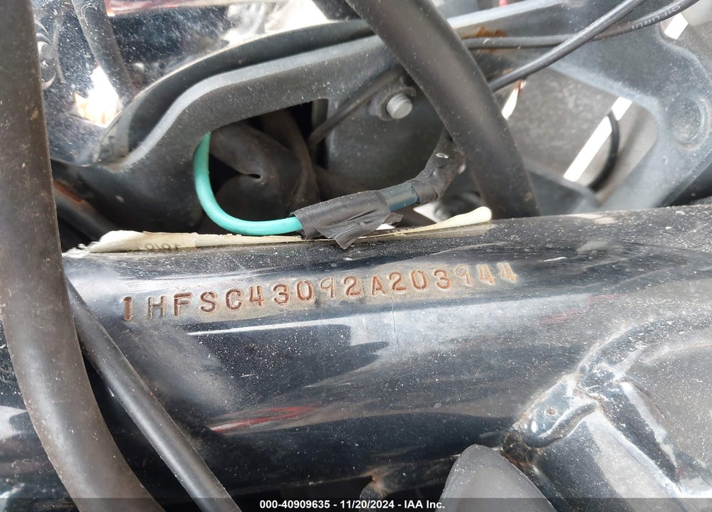 2002 HONDA VT1100 C2 VIN: 1HFSC43092A203944