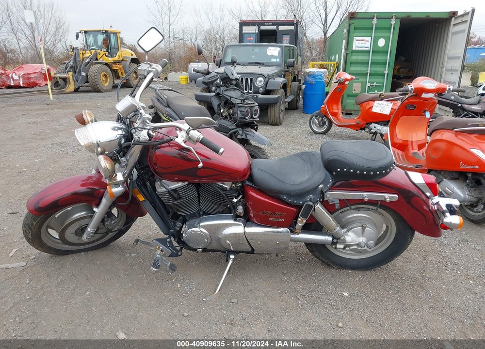 2002 HONDA VT1100 C2 VIN: 1HFSC43092A203944