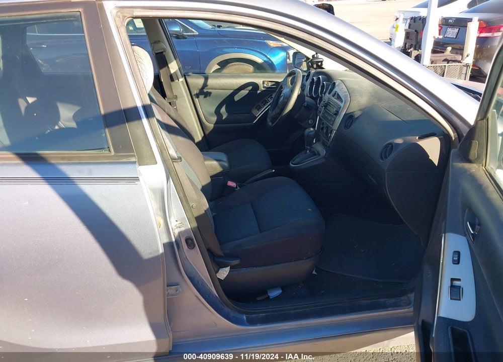 2005 TOYOTA MATRIX/XR VIN: 2T1KR32E15C472441