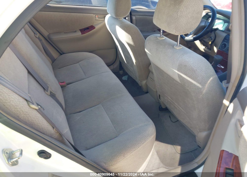 2004 TOYOTA COROLLA LE VIN: JTDBR32E842018975
